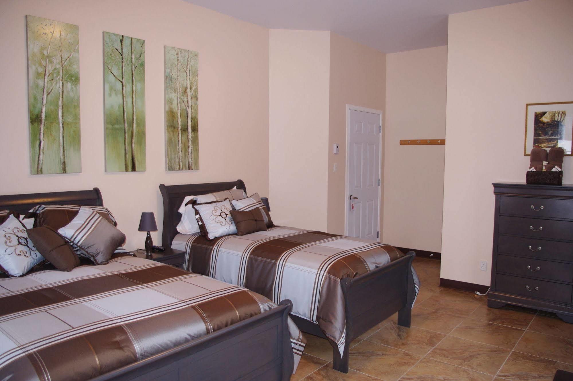 Auberge La Taniere Tadoussac Luaran gambar