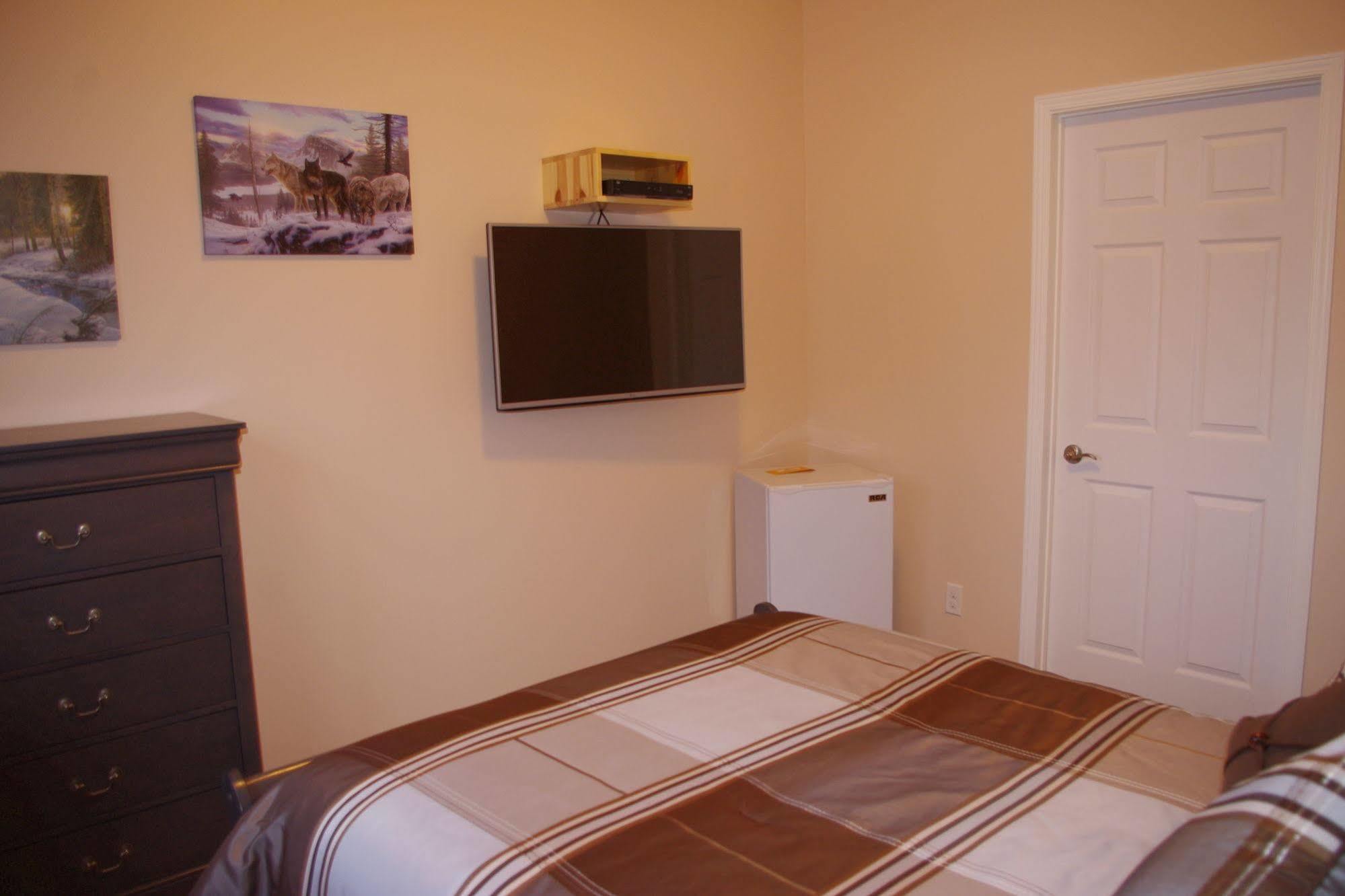 Auberge La Taniere Tadoussac Luaran gambar